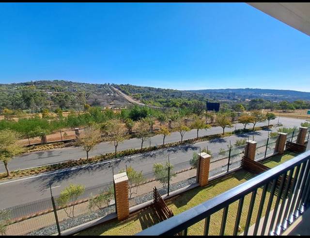 3 BEDROOM APARTMENT FOR SALE IN MOOIKLOOF